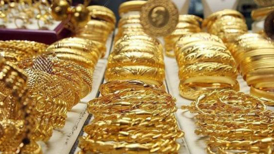 في أسوء كارثة طبيعية منذ 80 عاما..تواصل الهزات الأرضية بنيبال والعالم يهب لمساعدة الضحايا